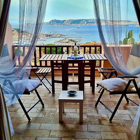 Holiday House Palau Ngoại thất bức ảnh
