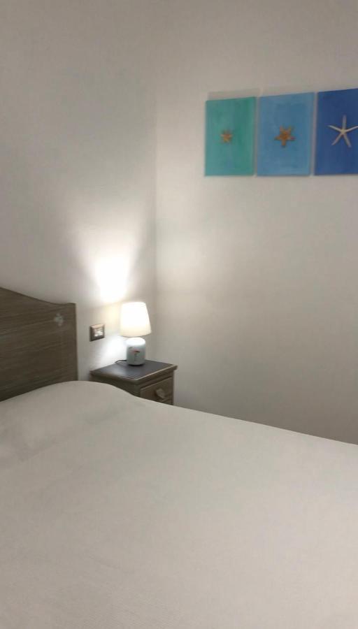 Holiday House Palau Ngoại thất bức ảnh